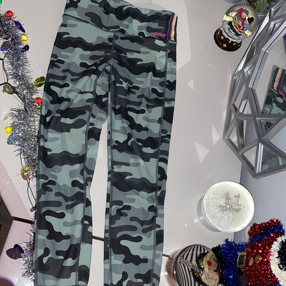 Juicy couture, leggings, size medium